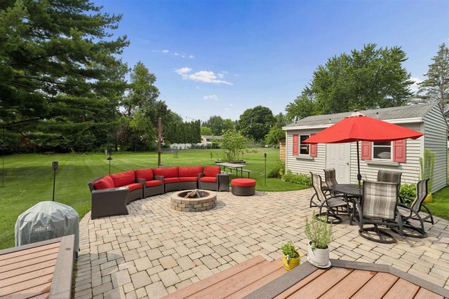 1138 ANCHOR DRIVE, Green Bay, WI 54313