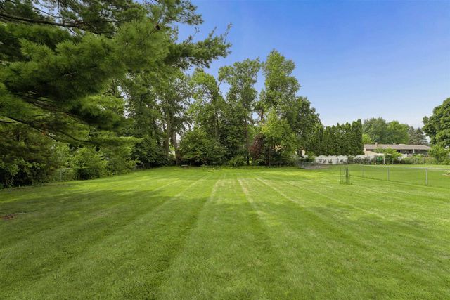 1138 ANCHOR DRIVE, Green Bay, WI 54313