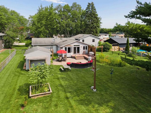 1138 ANCHOR DRIVE, Green Bay, WI 54313