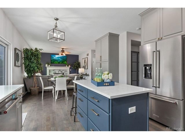 573 Springvale Rd, Castle Rock, CO 80104