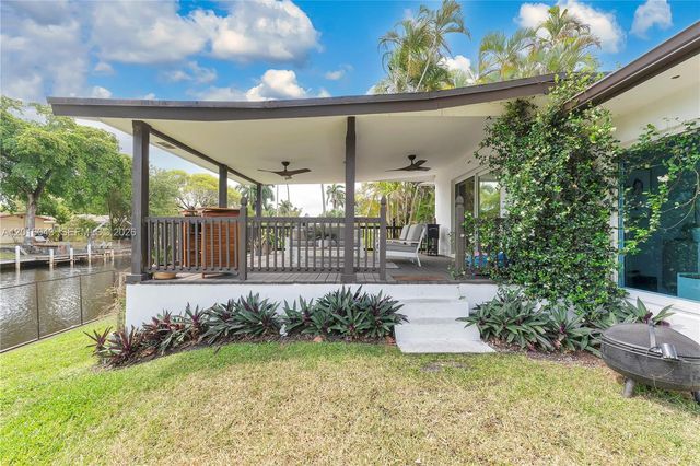 4440 SW 28th Ter, Dania Beach, FL 33312