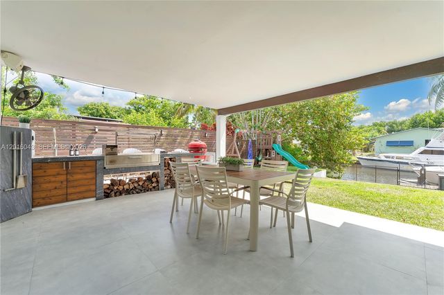 4440 SW 28th Ter, Dania Beach, FL 33312