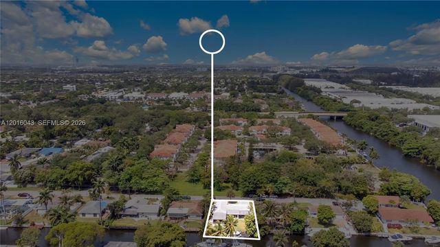 4440 SW 28th Ter, Dania Beach, FL 33312