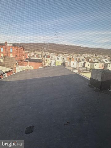 735 N 9TH ST, Reading, PA 19604