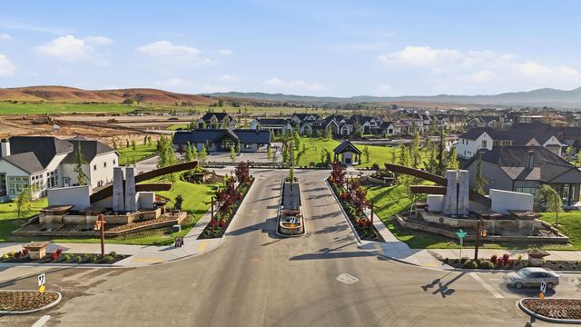 3720 N Templeton, Eagle, ID 83616