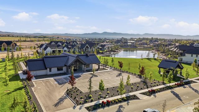 3720 N Templeton, Eagle, ID 83616
