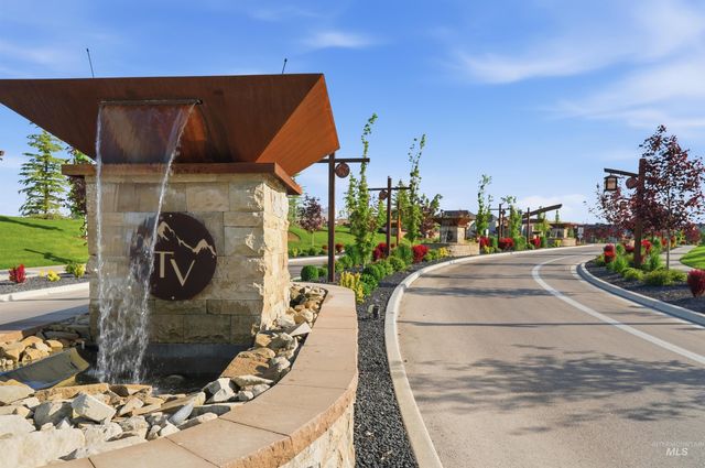 3720 N Templeton, Eagle, ID 83616