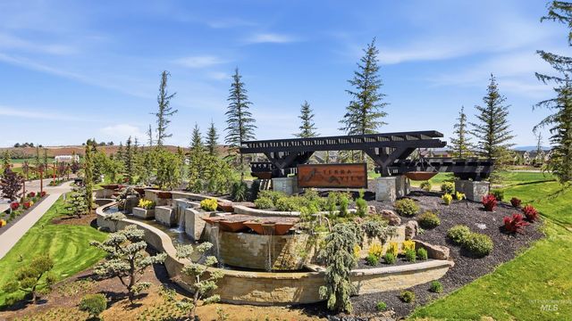 3720 N Templeton, Eagle, ID 83616