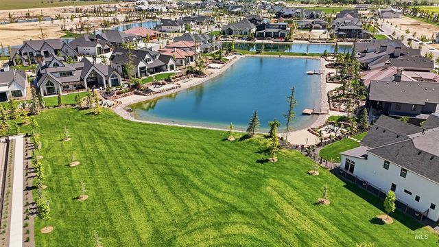 3720 N Templeton, Eagle, ID 83616