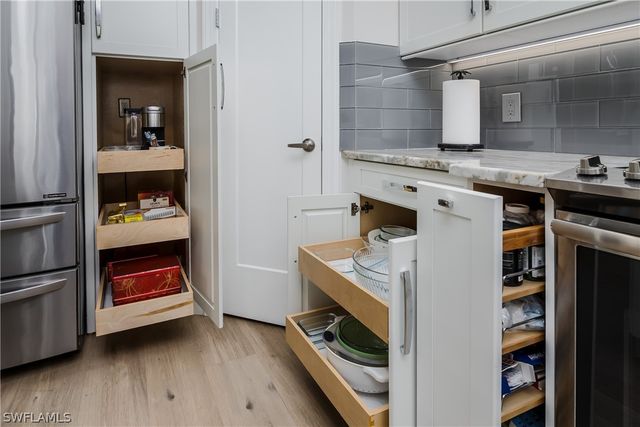 6495 Waverly Green WAY, Naples, FL 34110