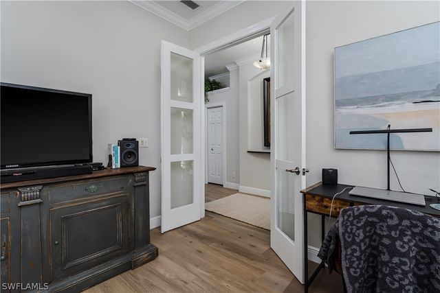 6495 Waverly Green WAY, Naples, FL 34110