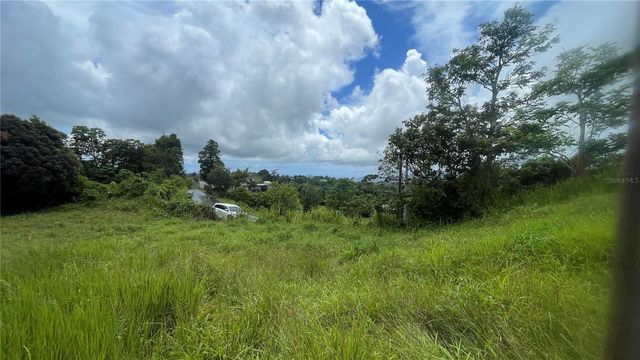 908 st BARRIO TEJAS, Yabucoa, PR 00767