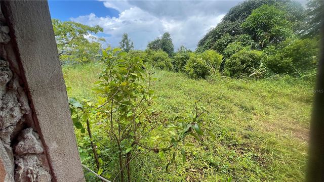 908 st BARRIO TEJAS, Yabucoa, PR 00767