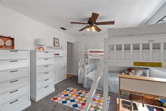 3025 Quail Springs Dr B-11, Corpus Christi, TX 78414