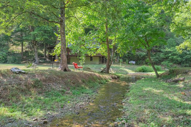 1155 Russell Creek Rd, Centerville, TN 37033