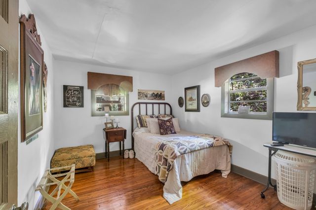 1155 Russell Creek Rd, Centerville, TN 37033