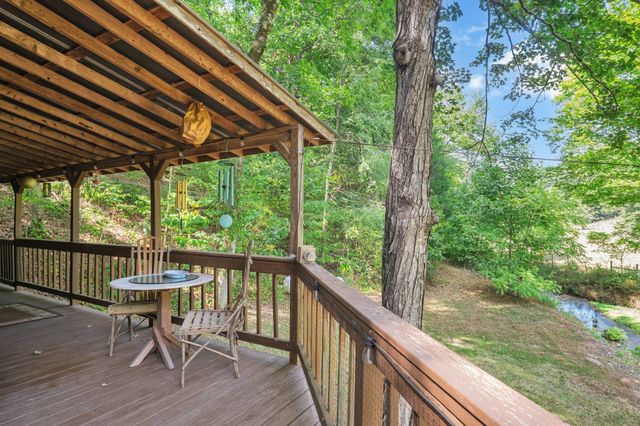 1155 Russell Creek Rd, Centerville, TN 37033