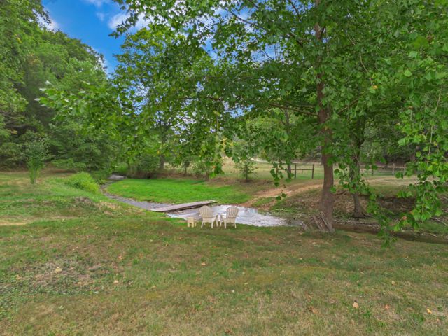 1155 Russell Creek Rd, Centerville, TN 37033