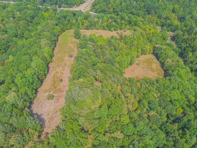 1155 Russell Creek Rd, Centerville, TN 37033