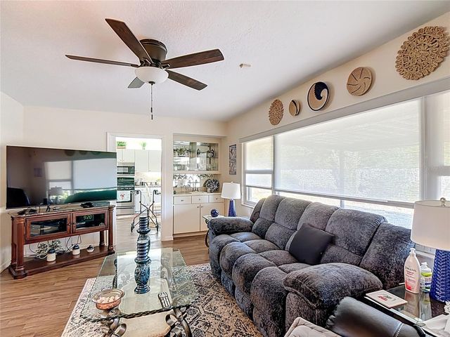 220 COLLEGE GROVE CIRCLE NE, Winter Haven, FL 33881