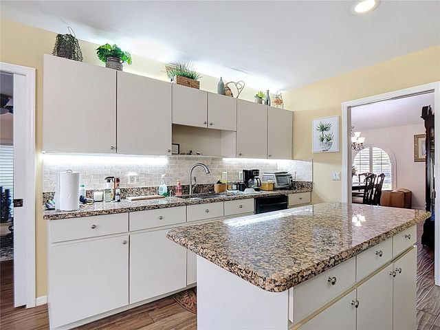 220 COLLEGE GROVE CIRCLE NE, Winter Haven, FL 33881