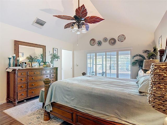 220 COLLEGE GROVE CIRCLE NE, Winter Haven, FL 33881