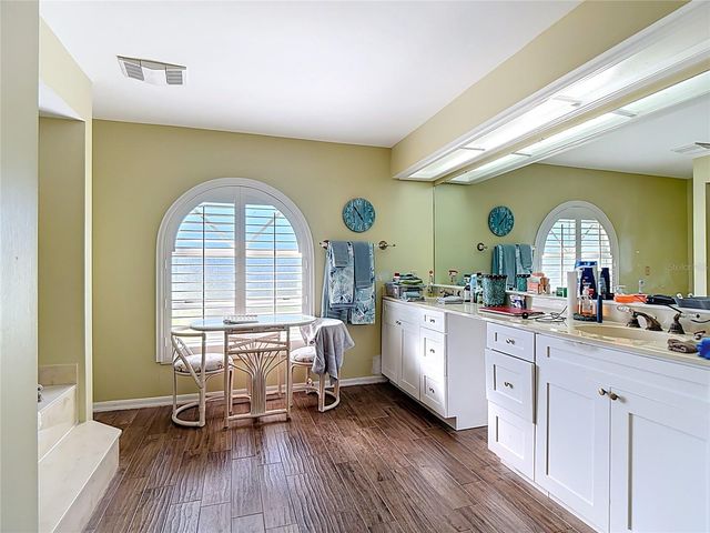 220 COLLEGE GROVE CIRCLE NE, Winter Haven, FL 33881