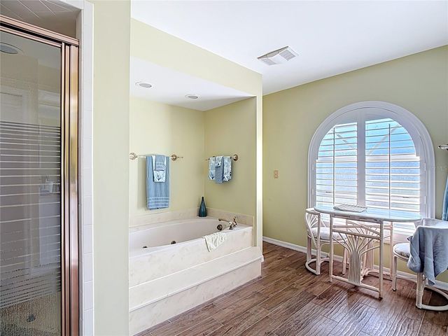 220 COLLEGE GROVE CIRCLE NE, Winter Haven, FL 33881