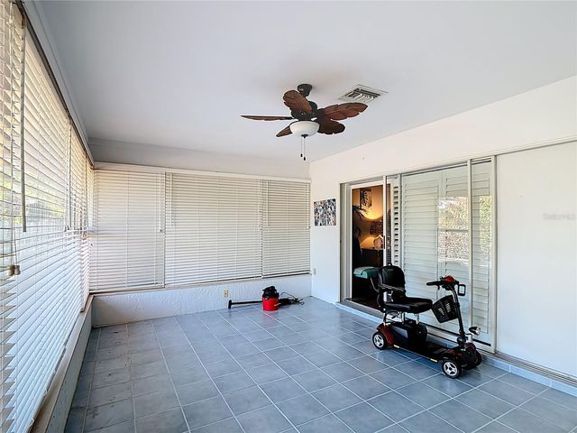 220 COLLEGE GROVE CIRCLE NE, Winter Haven, FL 33881