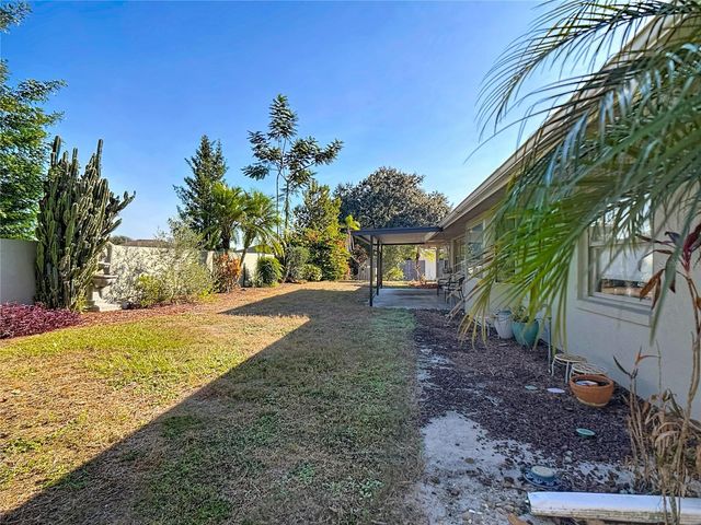 220 COLLEGE GROVE CIRCLE NE, Winter Haven, FL 33881