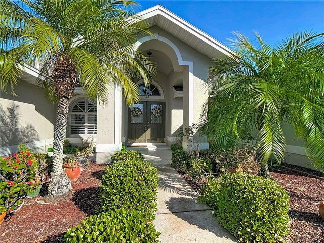 220 COLLEGE GROVE CIRCLE NE, Winter Haven, FL 33881