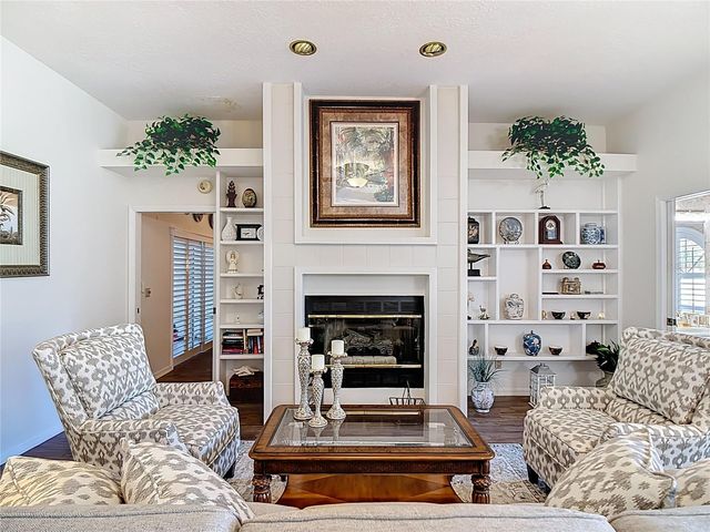 220 COLLEGE GROVE CIRCLE NE, Winter Haven, FL 33881