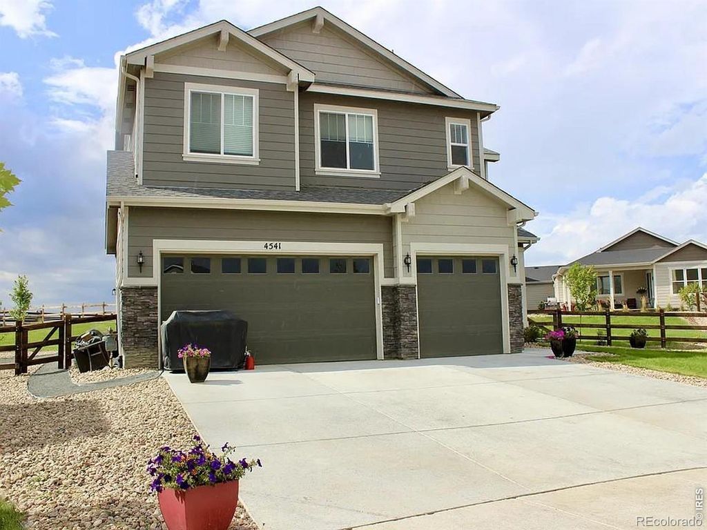 4541 Prairie River Court, Firestone, CO 80504