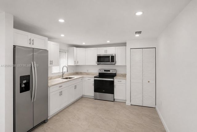 2144 NW 89th Terrace, Miami, FL 33147
