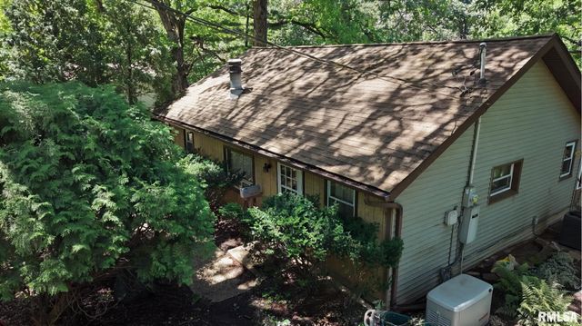 5227 N KOERNER Road, Peoria, IL 61615