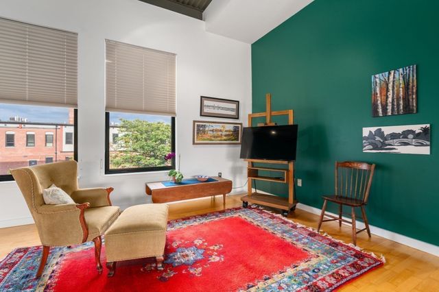 1 Envelope Terrace 211, Worcester, MA 01604