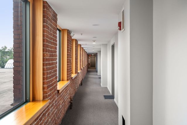 1 Envelope Terrace 211, Worcester, MA 01604