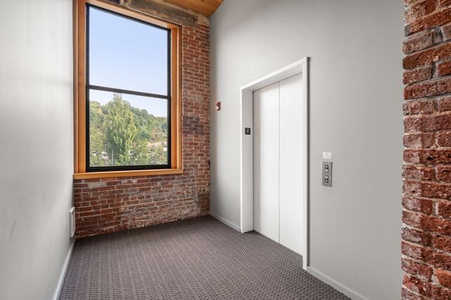 1 Envelope Terrace 211, Worcester, MA 01604