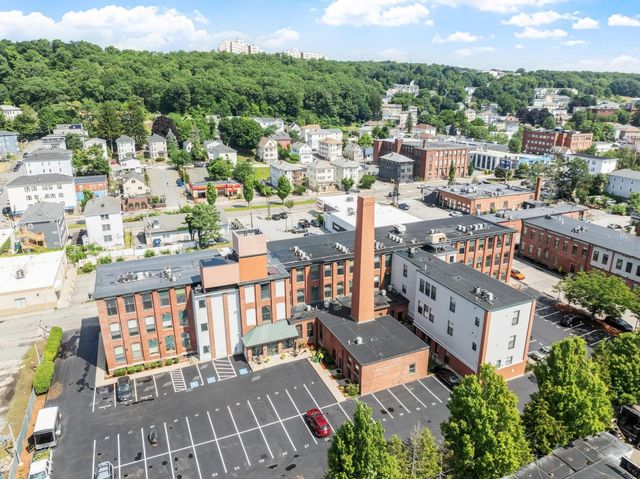 1 Envelope Terrace 211, Worcester, MA 01604