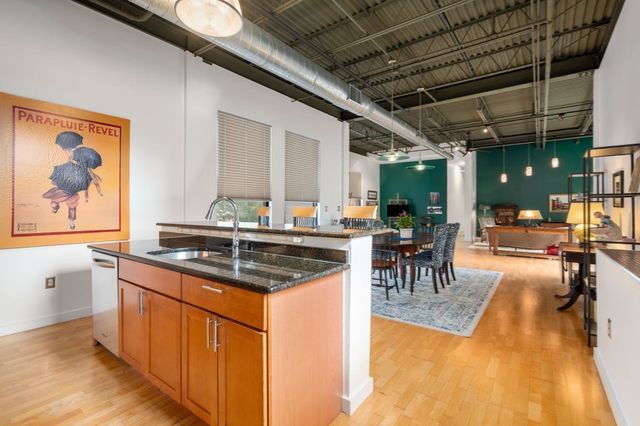 1 Envelope Terrace 211, Worcester, MA 01604