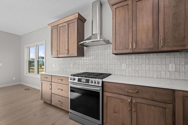 324 Linda Lane, Riverdale, IA 52722