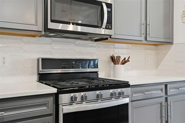 4522 EMPRISE WAY, Land O Lakes, FL 34638