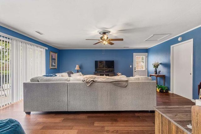 1234 Millard Street, Athens, TN 37303