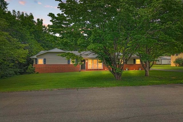 1234 Millard Street, Athens, TN 37303