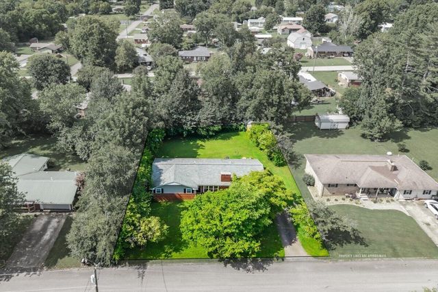 1234 Millard Street, Athens, TN 37303