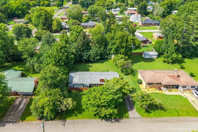 1234 Millard Street, Athens, TN 37303