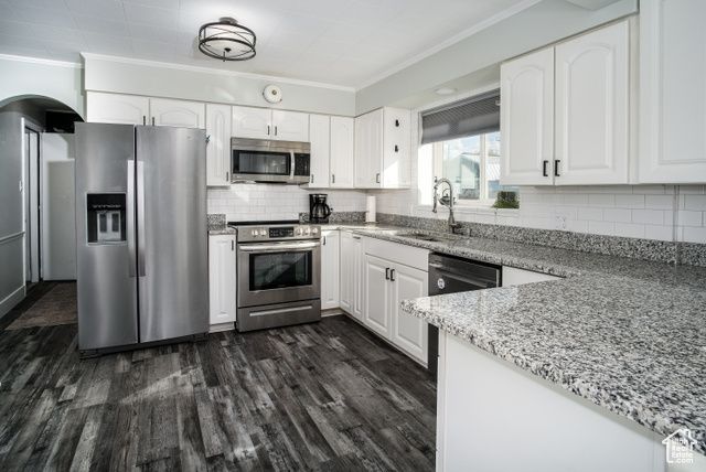 557 S ANGEL ST, Layton, UT 84041