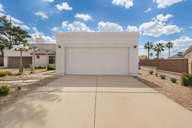 1067 E SEQUOIA Drive, Phoenix, AZ 85024