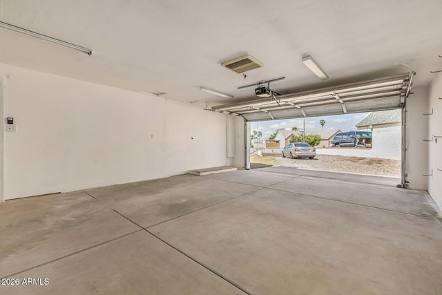 1067 E SEQUOIA Drive, Phoenix, AZ 85024