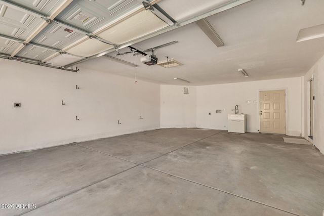 1067 E SEQUOIA Drive, Phoenix, AZ 85024